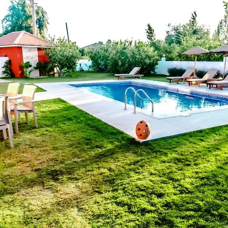 Old Village Villa *